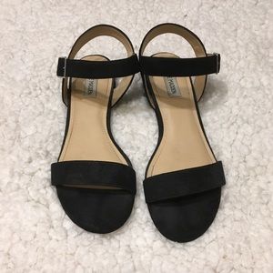 STEVE MADDEN sandals!